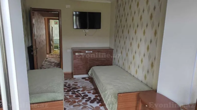 Satılır 4 otaqlı Mənzil Köhnə tikili 100 m² Neftçilər m. - şəkil 5