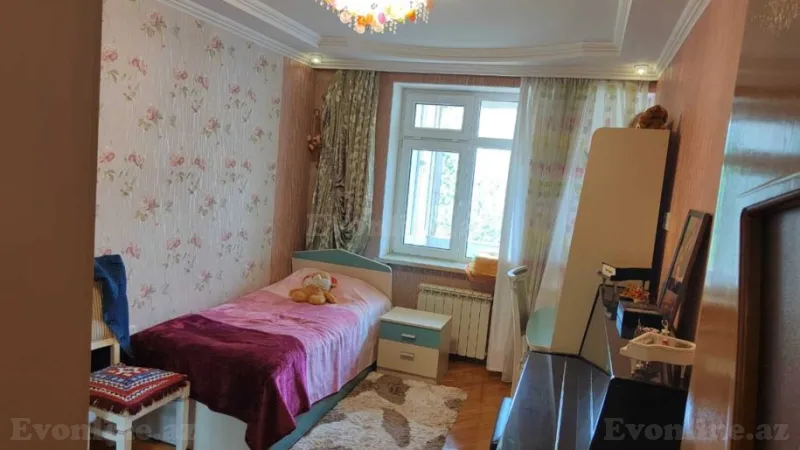 Satılır 4 otaqlı Mənzil Köhnə tikili 100 m² Neftçilər m. - şəkil 8