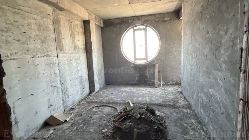 Satılır 3 otaqlı Mənzil Yeni tikili 125 m² Bakmil m. - şəkil 3