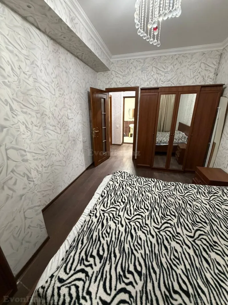 Satılır 2 otaqlı Mənzil Yeni tikili 60 m² 8 Noyabr m. - şəkil 6