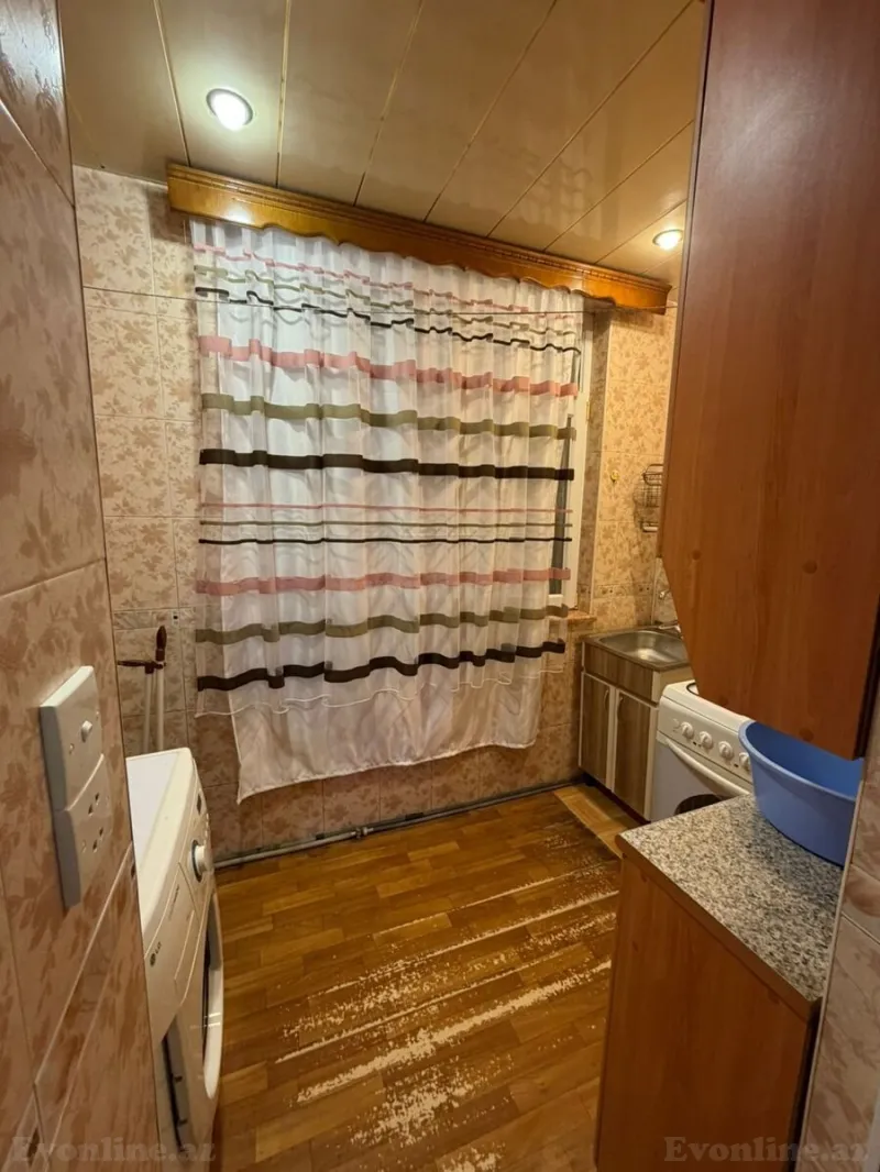 Satılır 2 otaqlı Mənzil Köhnə tikili 35 m² Neftçilər m. - şəkil 9