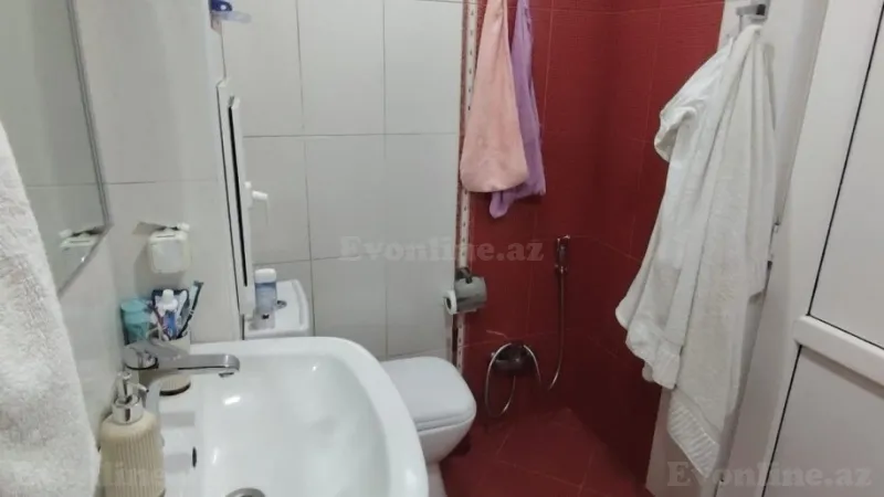 Satılır 3 otaqlı Mənzil Köhnə tikili 70 m² 8-ci kilometr - şəkil 7