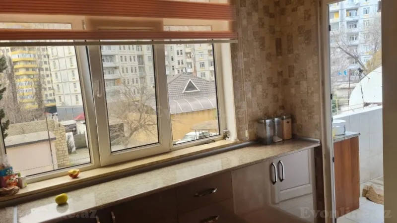 Satılır 4 otaqlı Mənzil Köhnə tikili 105 m² Həzi Aslanov - şəkil 11