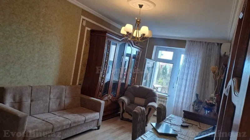 Bakı, Nizami r., Xalqlar Dostluğu m., 8-ci kilometrda 4 otaqlı mənzil satılır