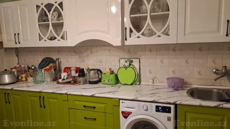 Satılır 4 otaqlı Mənzil Köhnə tikili 100 m² 8-ci kilometr - şəkil 2