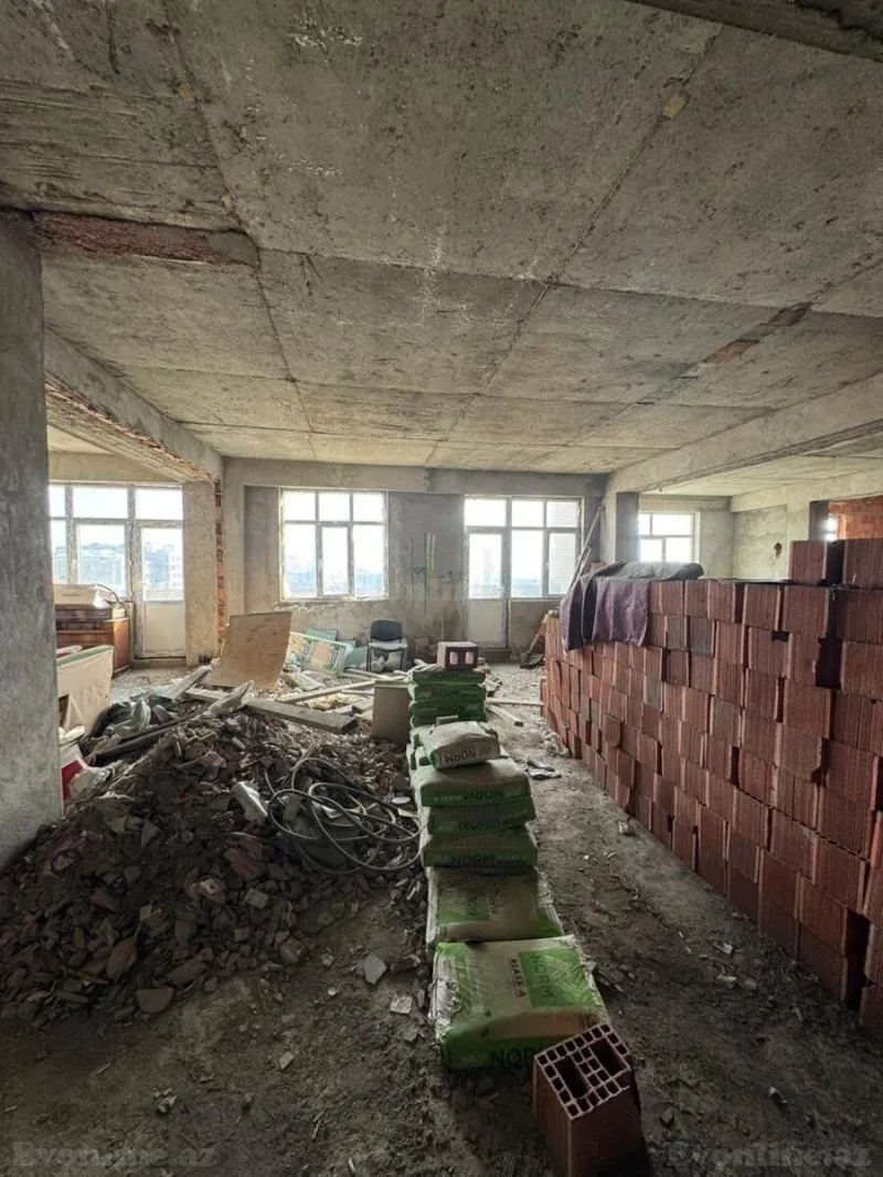 Satılır 5 otaqlı Mənzil Yeni tikili 340 m² İnşaatçılar m. - şəkil 9