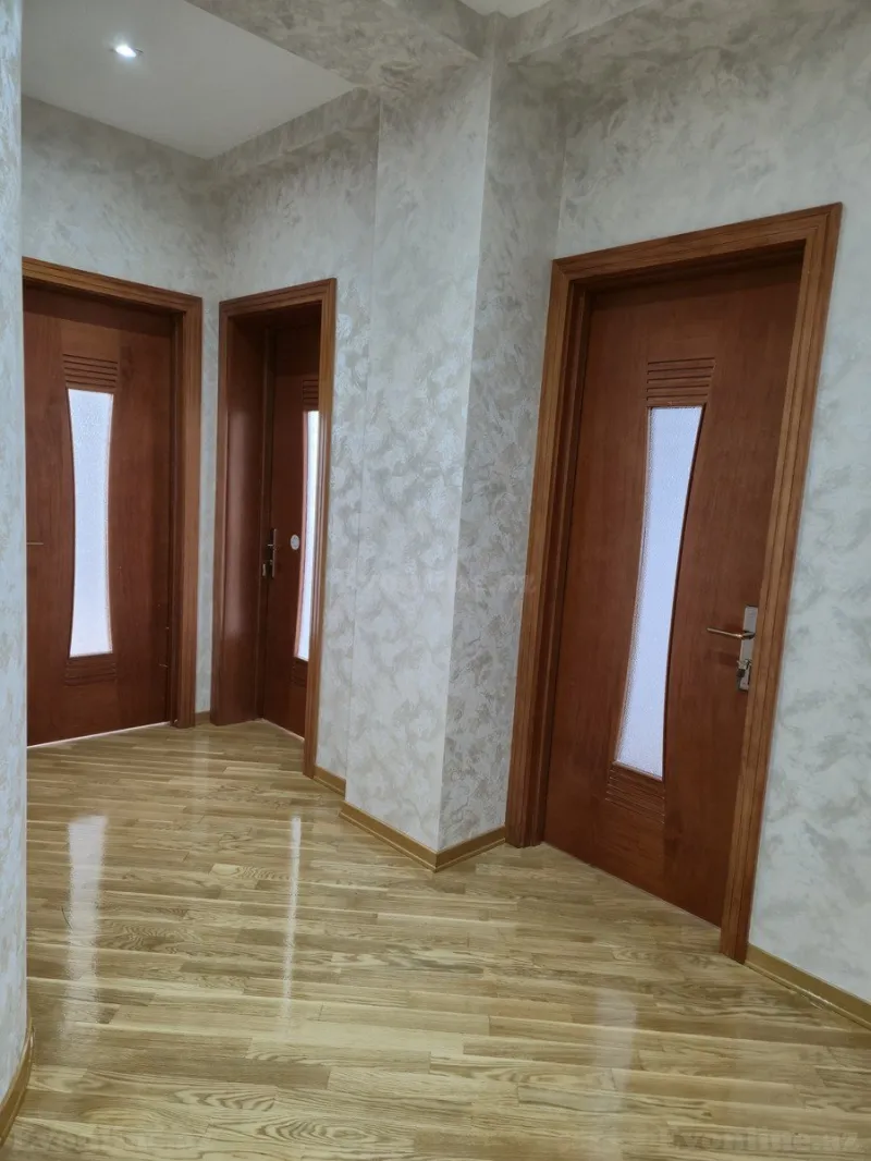 Satılır 3 otaqlı Mənzil Yeni tikili 120 m² İnşaatçılar m. - şəkil 5