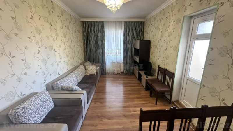 Satılır 2 otaqlı Mənzil Köhnə tikili 60 m² Suraxanı r.
