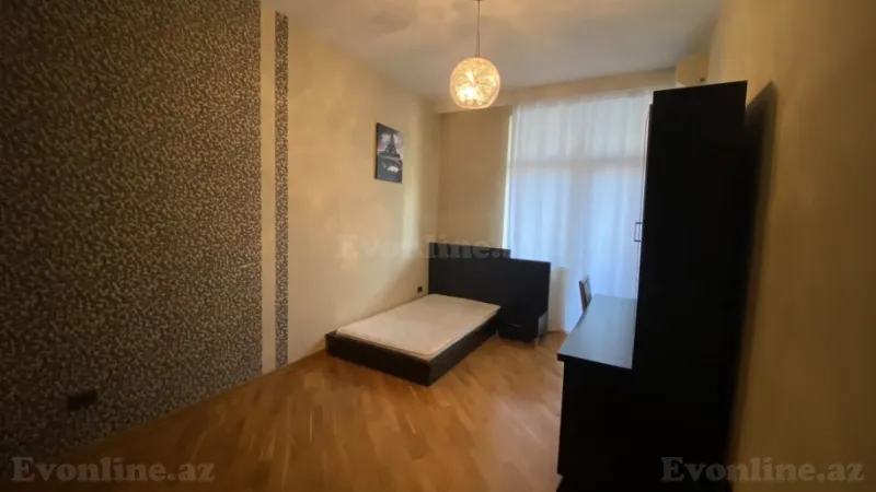 Kirayə verilir 4 otaqlı Mənzil Yeni tikili 220 m² 28 May m. - şəkil 6