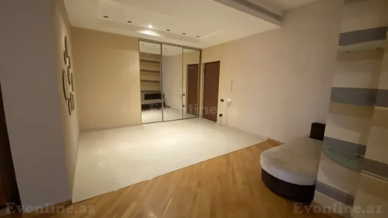 Kirayə verilir 4 otaqlı Mənzil Yeni tikili 220 m² 28 May m. - şəkil 10