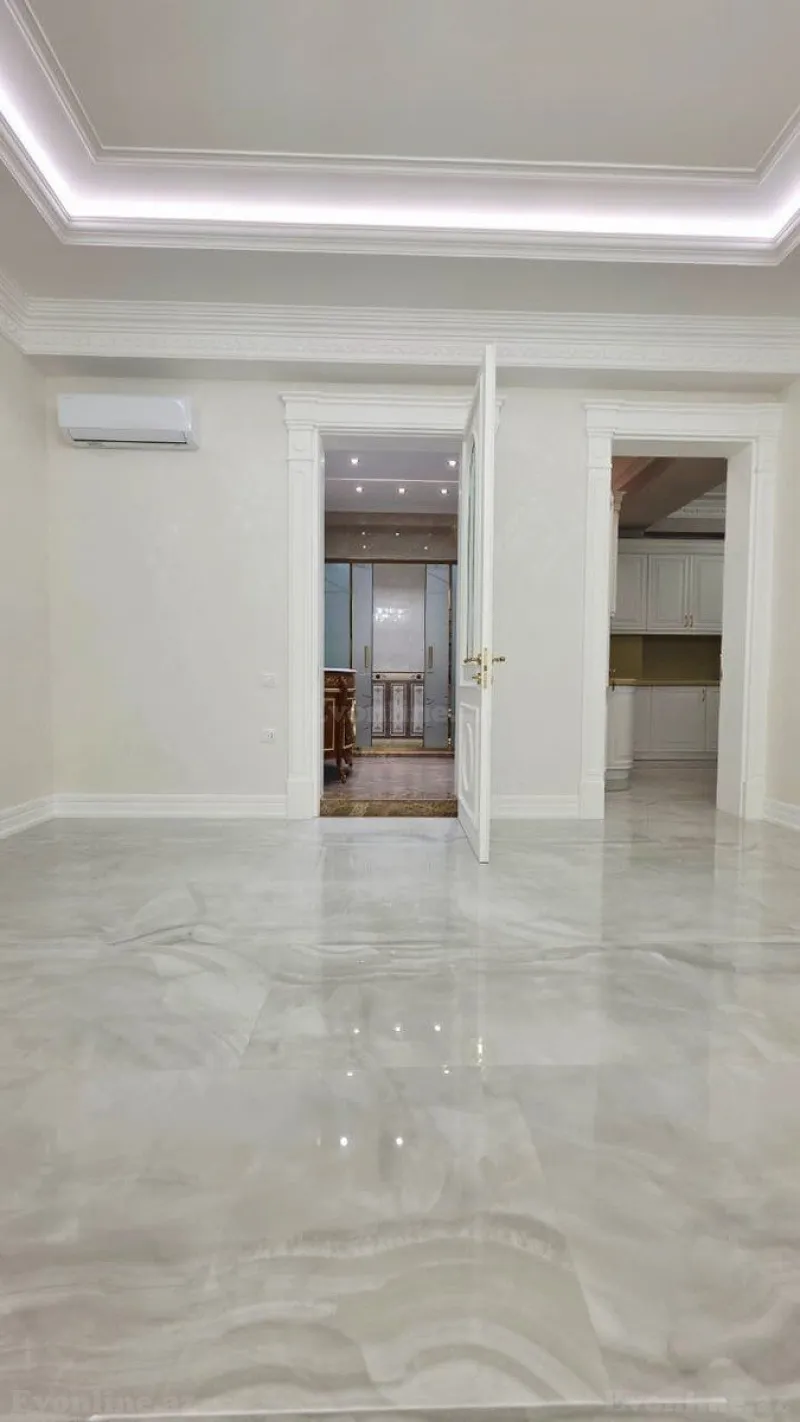 Satılır 4 otaqlı Mənzil Yeni tikili 215 m² Xətai m. - şəkil 10