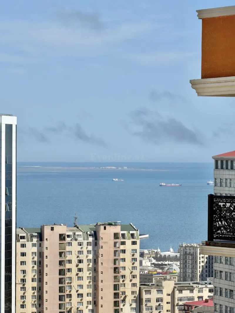 Satılır 4 otaqlı Mənzil Yeni tikili 204 m² Elmlər Akademiyası m. - şəkil 2