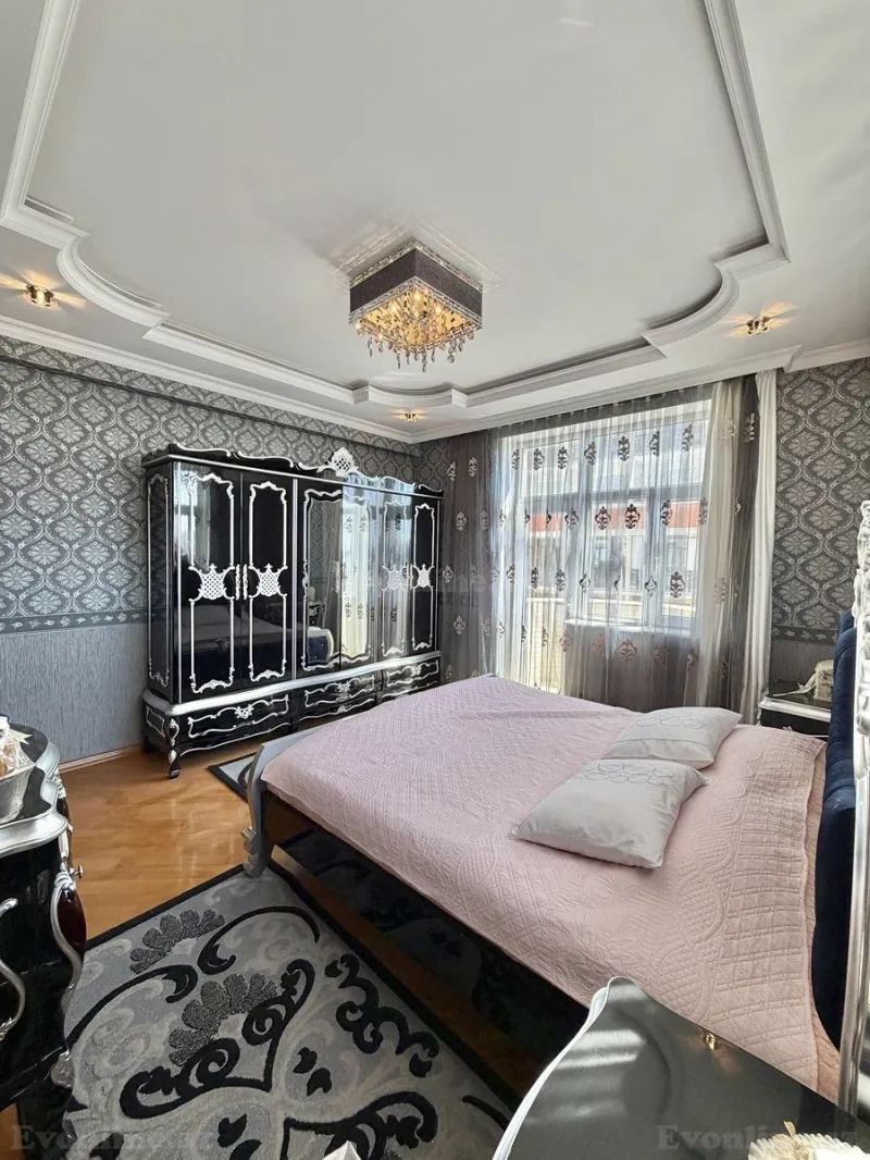 Satılır 4 otaqlı Mənzil Yeni tikili 204 m² Elmlər Akademiyası m. - şəkil 8