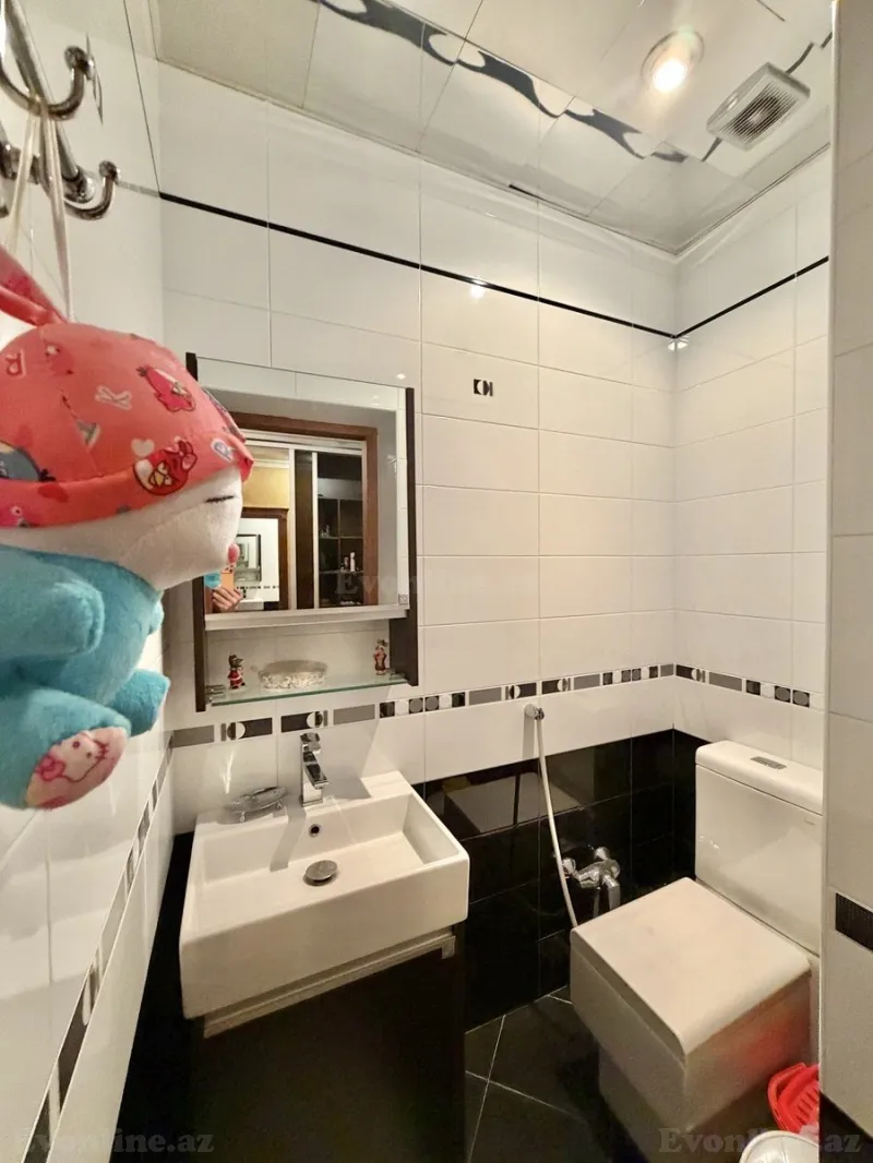 Satılır 4 otaqlı Mənzil Yeni tikili 204 m² Elmlər Akademiyası m. - şəkil 22