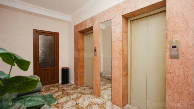 Kirayə verilir 3 otaqlı Mənzil Yeni tikili 200 m² Nizami m. - şəkil 17