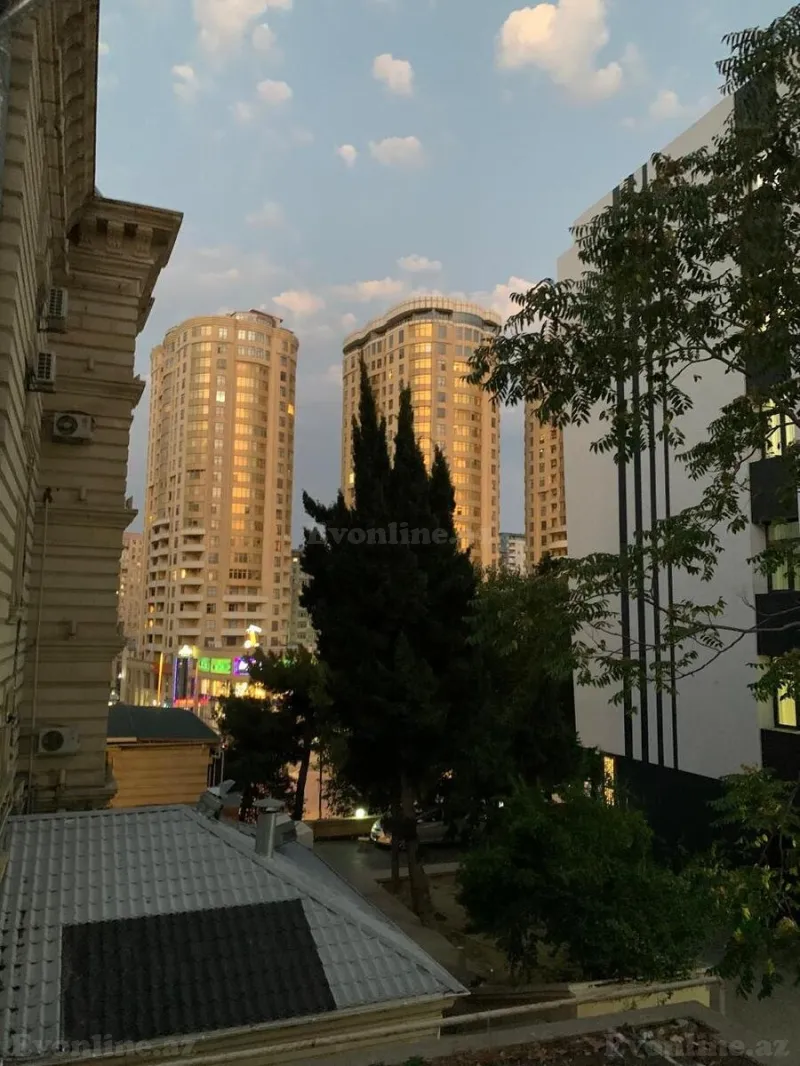 Satılır 3 otaqlı Mənzil Yeni tikili 135 m² Nizami m. - şəkil 10