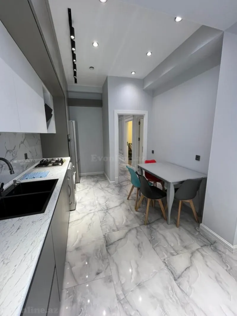 Satılır 2 otaqlı Mənzil Yeni tikili 68 m² Nərimanov r. - şəkil 14