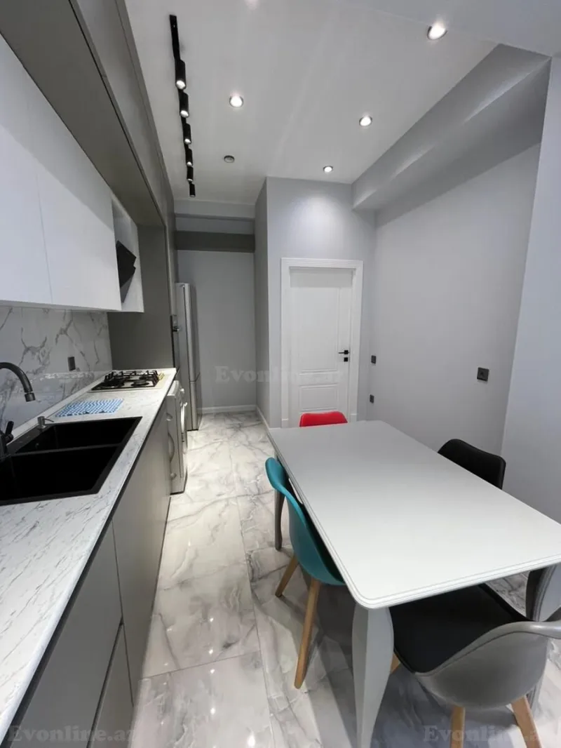 Satılır 2 otaqlı Mənzil Yeni tikili 68 m² Nərimanov r. - şəkil 15