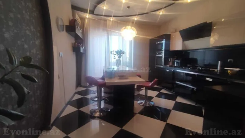 Satılır 4 otaqlı Mənzil Yeni tikili 178 m² Nizami m. - şəkil 9