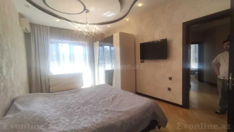 Satılır 4 otaqlı Mənzil Yeni tikili 178 m² Nizami m. - şəkil 13