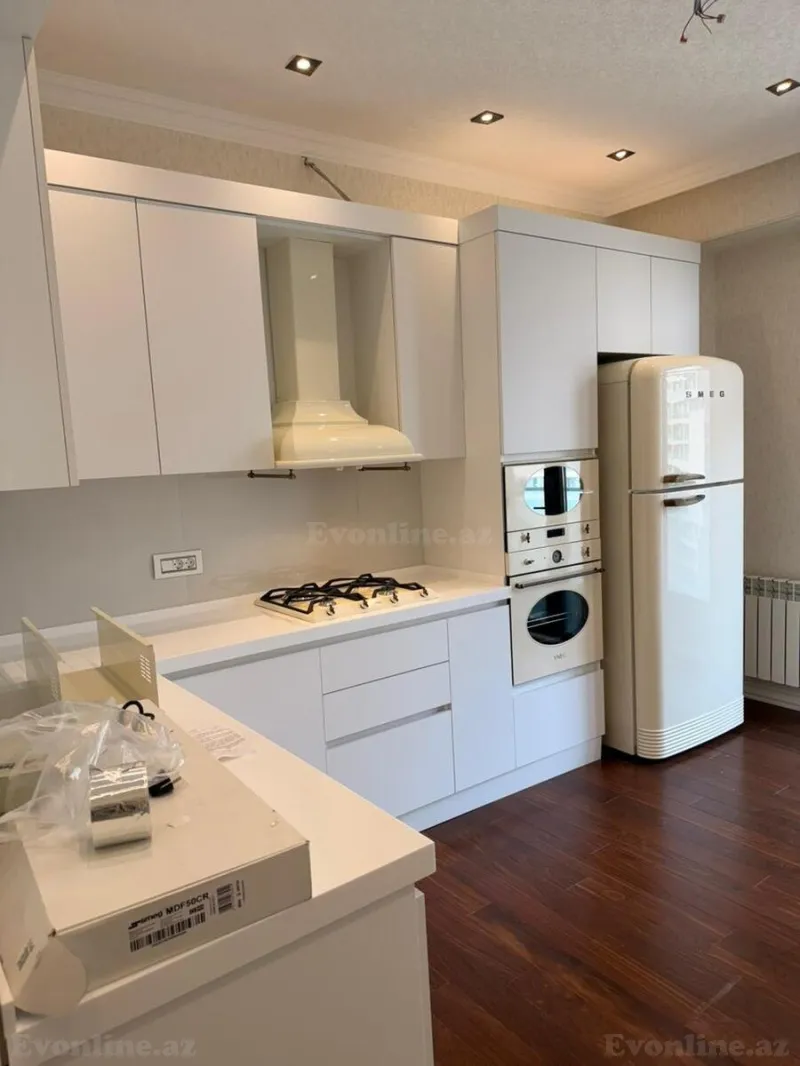 Satılır 7 otaqlı Mənzil Yeni tikili 178 m² 8 Noyabr m. - şəkil 16