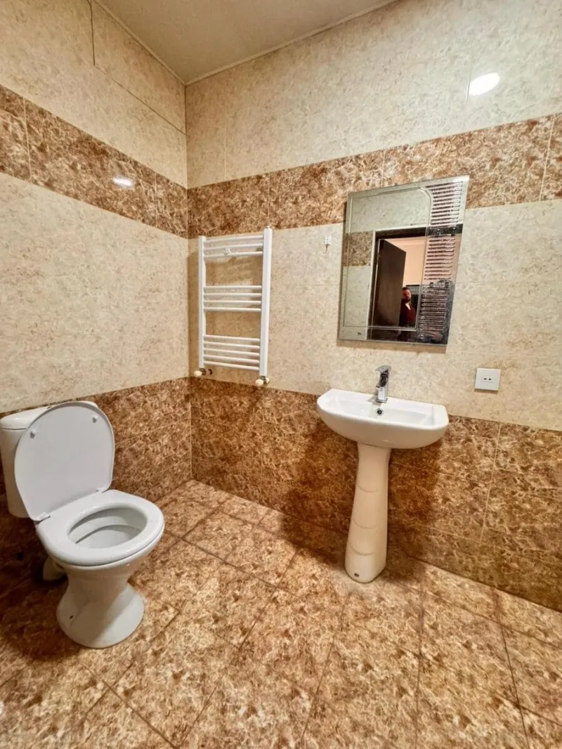 Kirayə verilir 2 otaqlı Mənzil Yeni tikili 80 m² Gənclik m. - şəkil 5