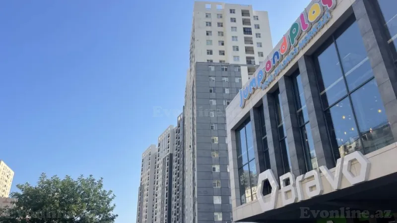 Bakı, Xətai r., Həzi Aslanov m., Həzi Aslanovda 4 otaqlı mənzil satılır