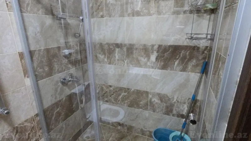 Kirayə verilir 2 otaqlı Mənzil Yeni tikili 70 m² İnşaatçılar m. - şəkil 4