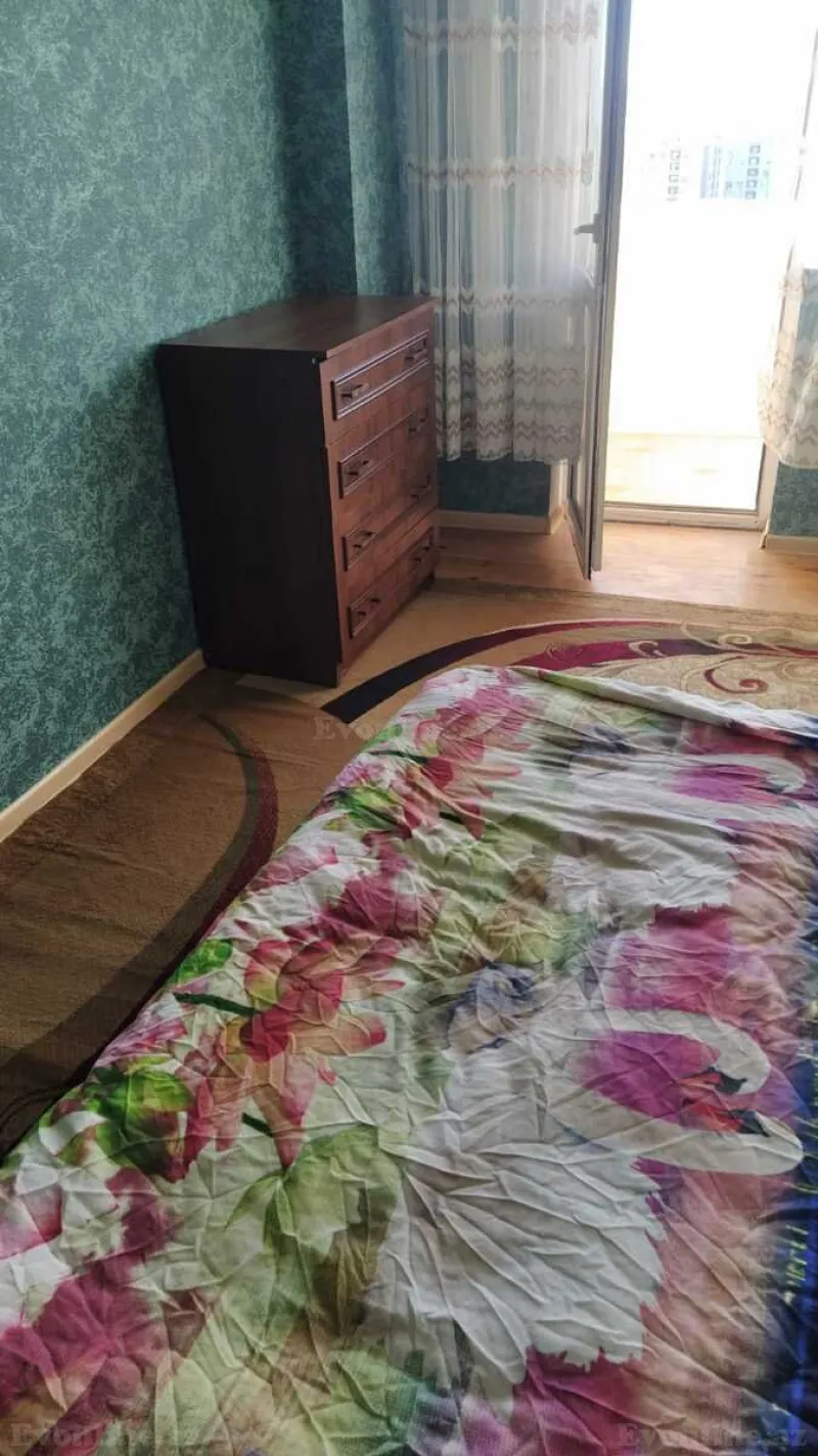 Kirayə verilir 2 otaqlı Mənzil Yeni tikili 100 m² Həzi Aslanov - şəkil 2