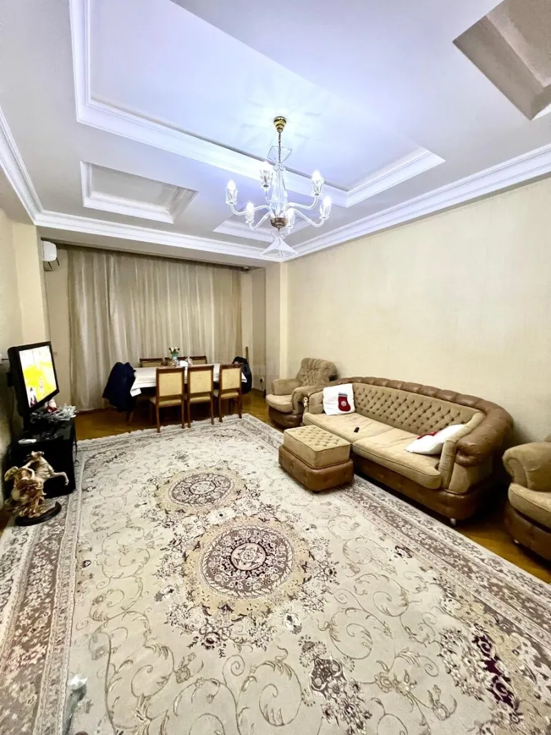 Satılır 4 otaqlı Mənzil Yeni tikili 165 m² Nəsimi r. - şəkil 2