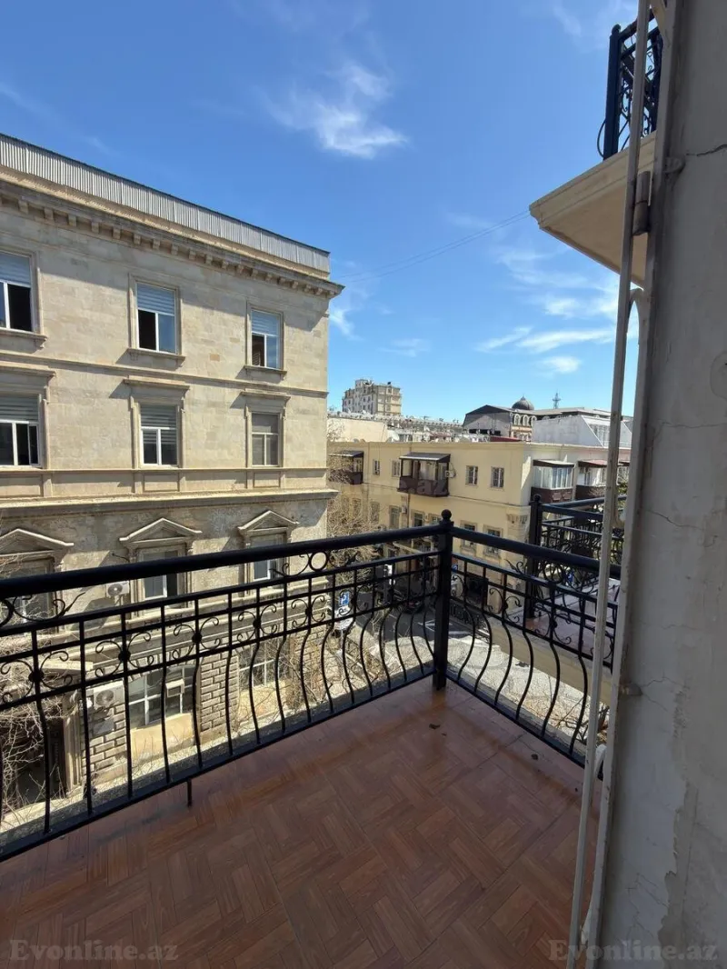 Satılır 2 otaqlı Mənzil Köhnə tikili 55 m² Sahil m. - şəkil 11