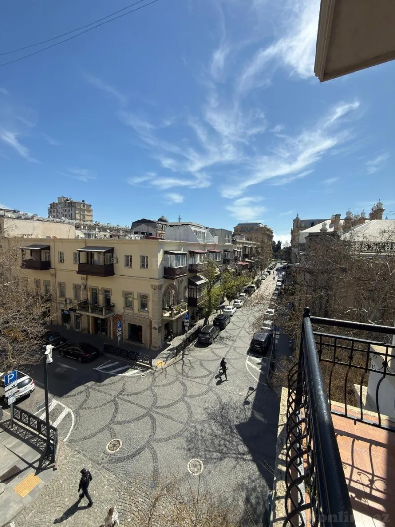 Satılır 2 otaqlı Mənzil Köhnə tikili 55 m² Sahil m. - şəkil 17