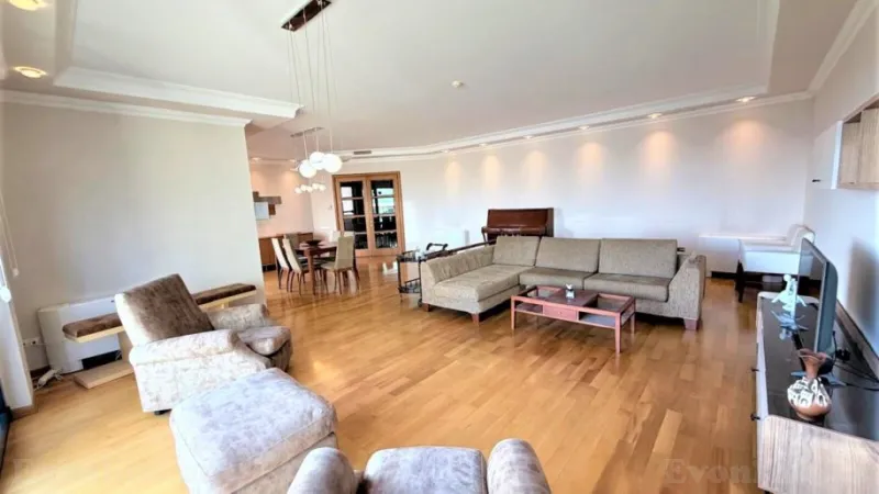 Kirayə verilir 4 otaqlı Mənzil Yeni tikili 170 m² 28 May m. - şəkil 2