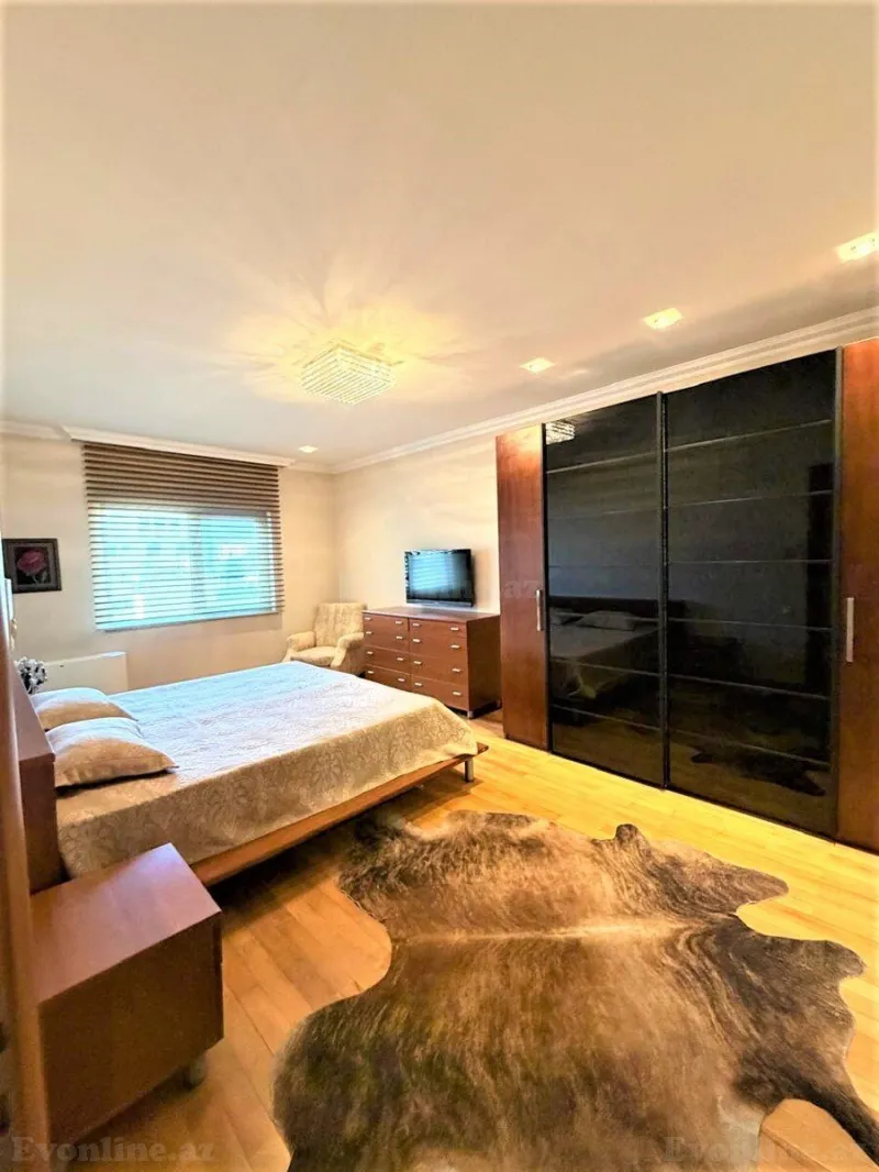 Kirayə verilir 4 otaqlı Mənzil Yeni tikili 170 m² 28 May m. - şəkil 7