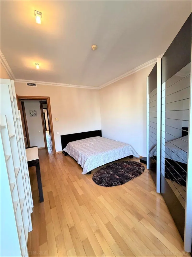 Kirayə verilir 4 otaqlı Mənzil Yeni tikili 170 m² 28 May m. - şəkil 11