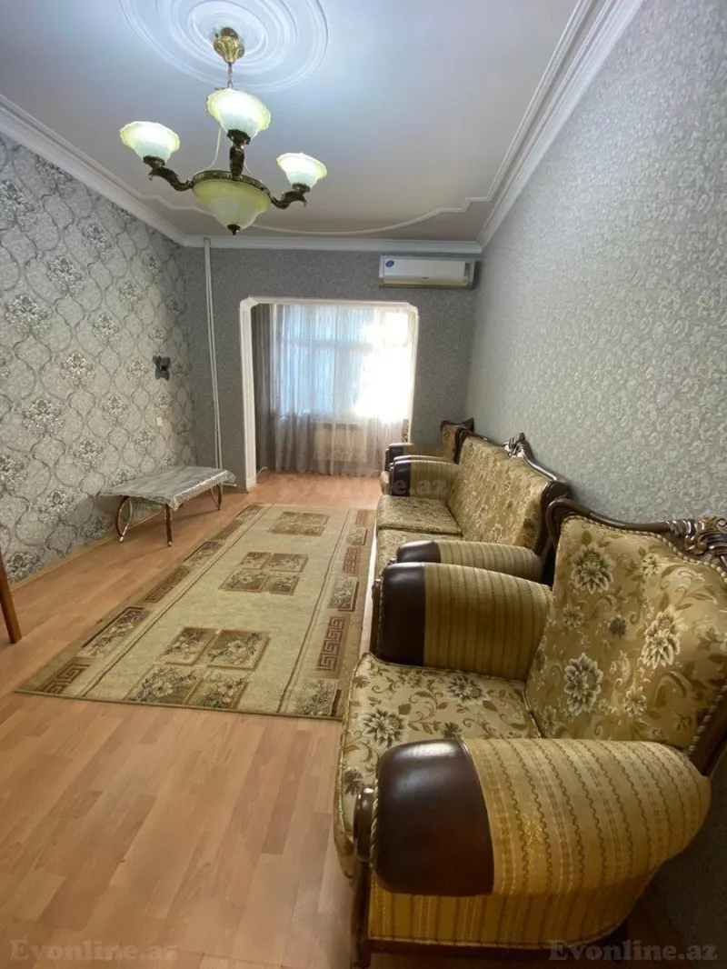 4 otaqlı Mənzil 120 m² 8-ci mikrorayon Kirayə verilir