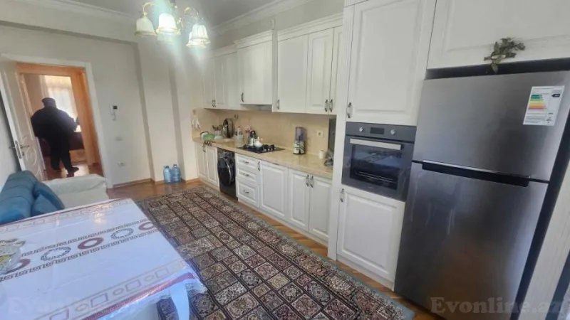 Kirayə verilir 3 otaqlı Mənzil Yeni tikili 117 m² İnşaatçılar m. - şəkil 11