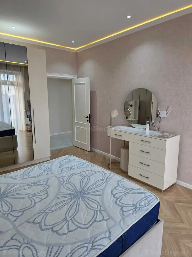 Kirayə verilir 3 otaqlı Mənzil Yeni tikili 148 m² 8 Noyabr m. - şəkil 14