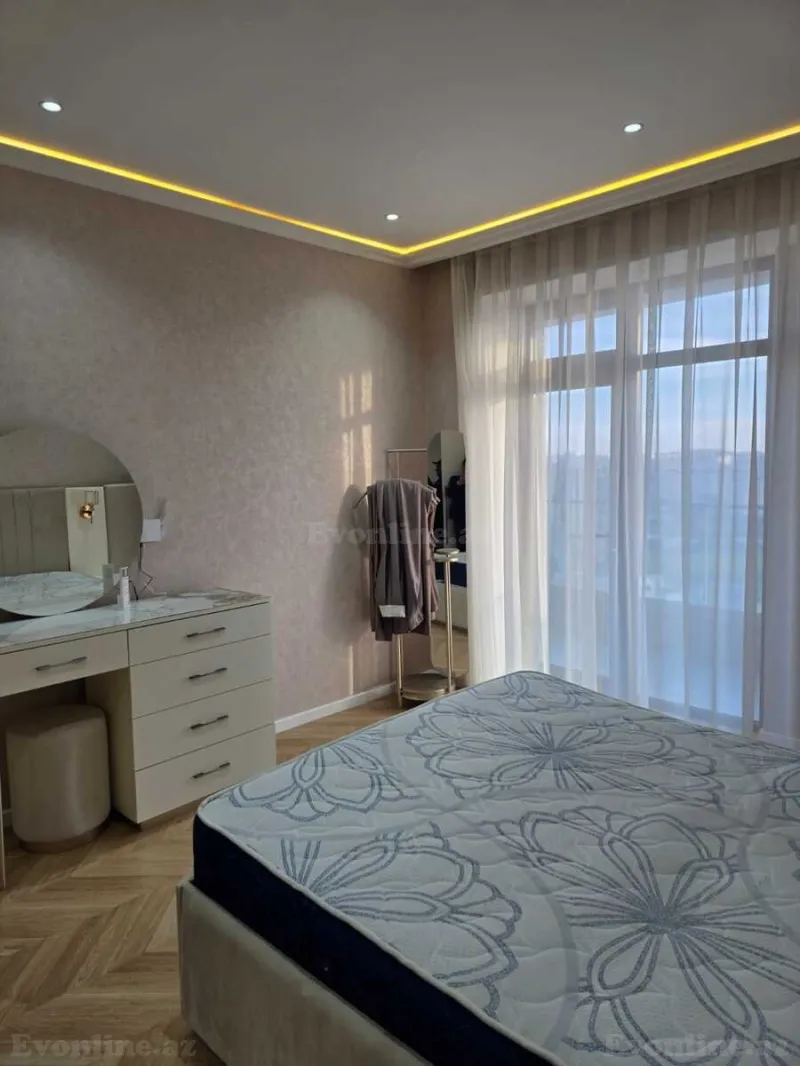 Kirayə verilir 3 otaqlı Mənzil Yeni tikili 148 m² 8 Noyabr m. - şəkil 16