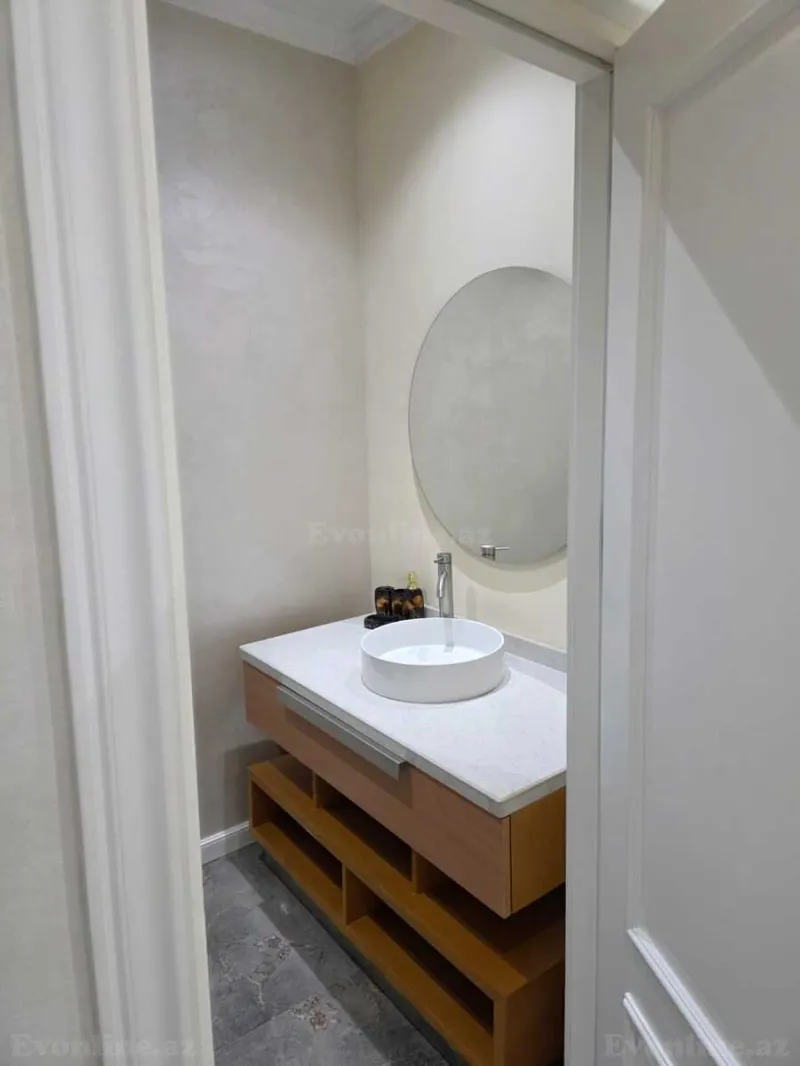 Kirayə verilir 3 otaqlı Mənzil Yeni tikili 148 m² 8 Noyabr m. - şəkil 28