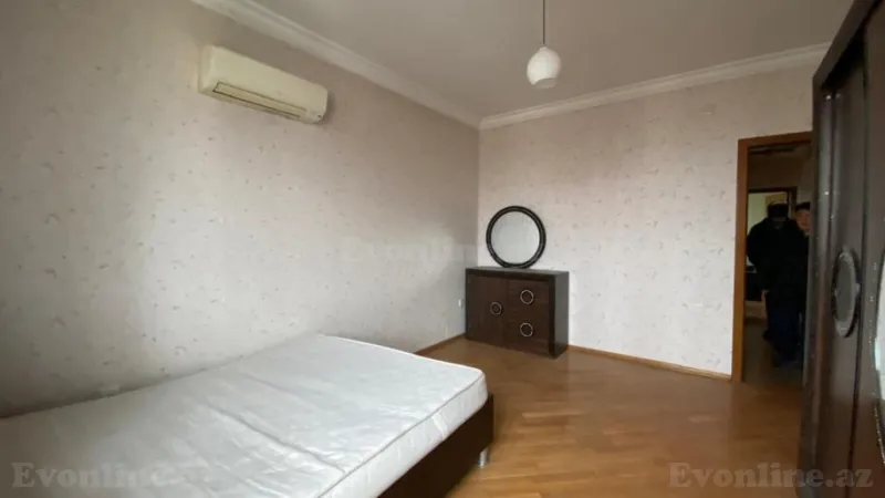 Satılır 5 otaqlı Mənzil Yeni tikili 280 m² Gənclik m. - şəkil 24