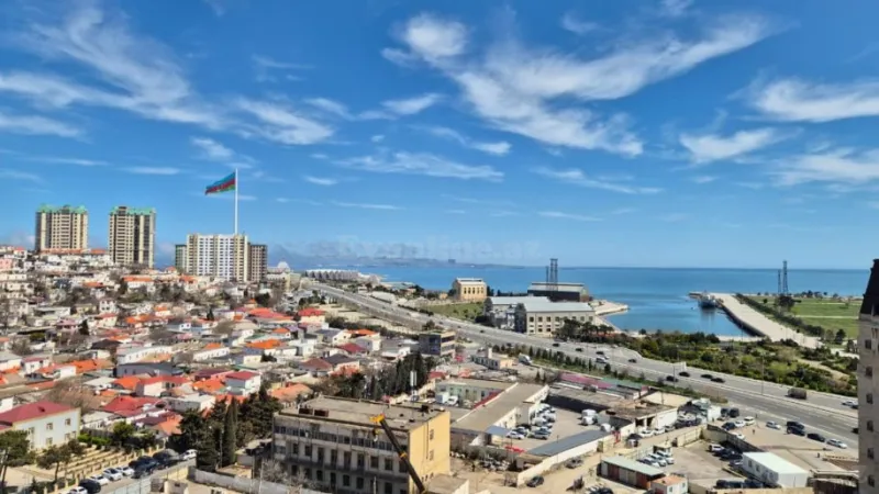 Satılır 3 otaqlı Mənzil Yeni tikili 145 m² Bayıl - şəkil 2