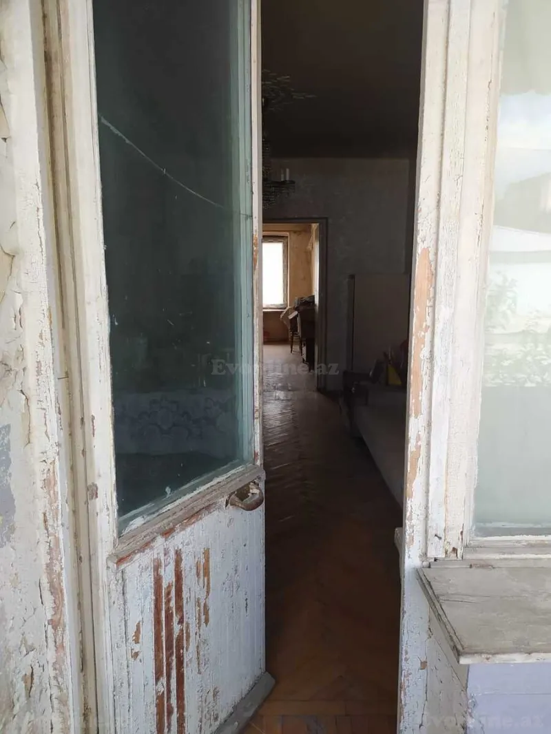 Satılır 2 otaqlı Mənzil Köhnə tikili 60 m² Yasamal r. - şəkil 7