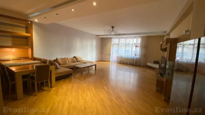 Kirayə verilir 4 otaqlı Mənzil Yeni tikili 220 m² 28 May m. - şəkil 3