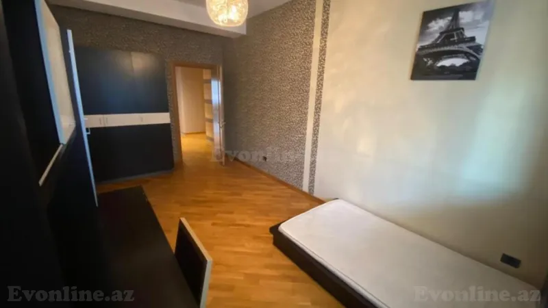 Kirayə verilir 4 otaqlı Mənzil Yeni tikili 220 m² 28 May m. - şəkil 8