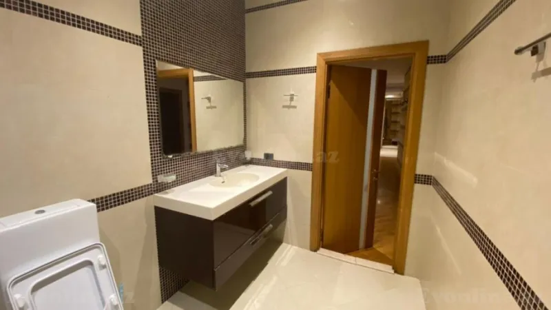 Kirayə verilir 4 otaqlı Mənzil Yeni tikili 220 m² 28 May m. - şəkil 16