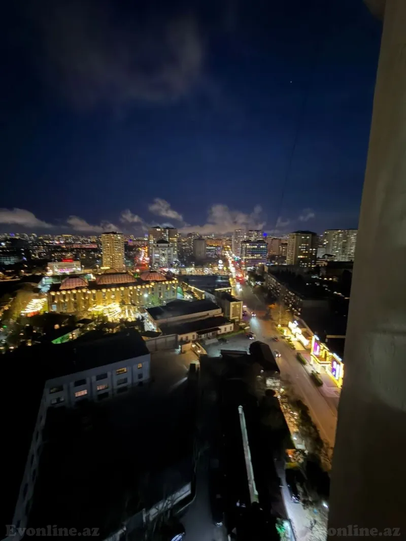 Satılır 3 otaqlı Mənzil Yeni tikili 95 m² 8-ci mikrorayon