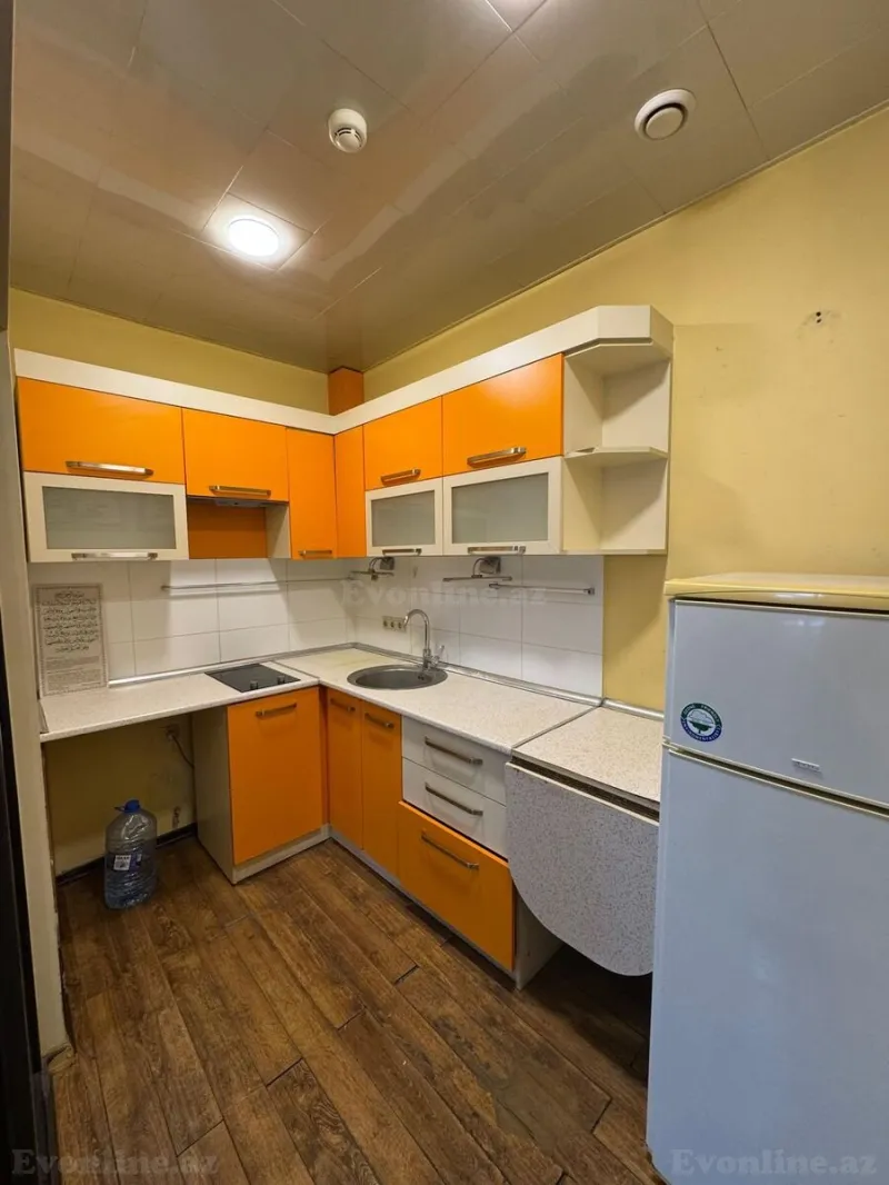 Kirayə verilir Ofis 180 m² Nəsimi r. - şəkil 16