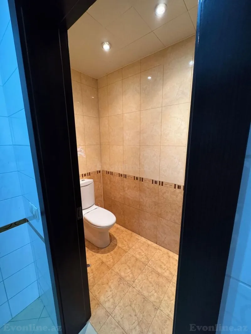 Kirayə verilir Ofis 180 m² Nəsimi r. - şəkil 19