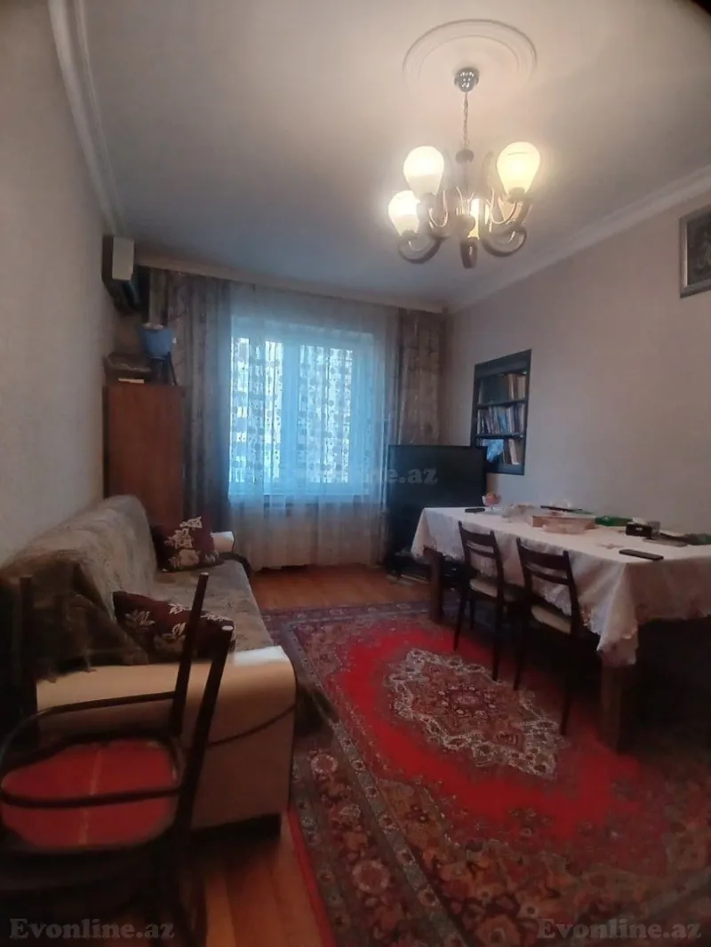 Satılır 3 otaqlı Mənzil Köhnə tikili 80 m² 9-cu mikrorayon